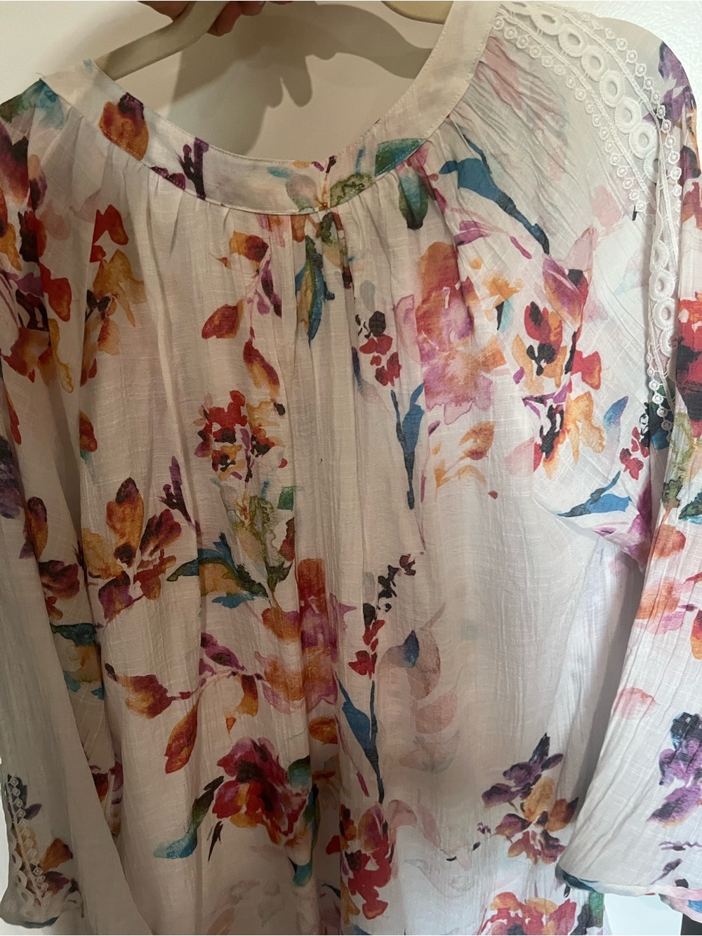 Spense White Floral Bell-Sleeve Tunic